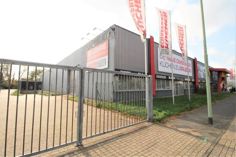 Immobilienangebot - Ratingen - Alle - Alteingesessenes Küchenstudio als attraktive Kapitalanlage
