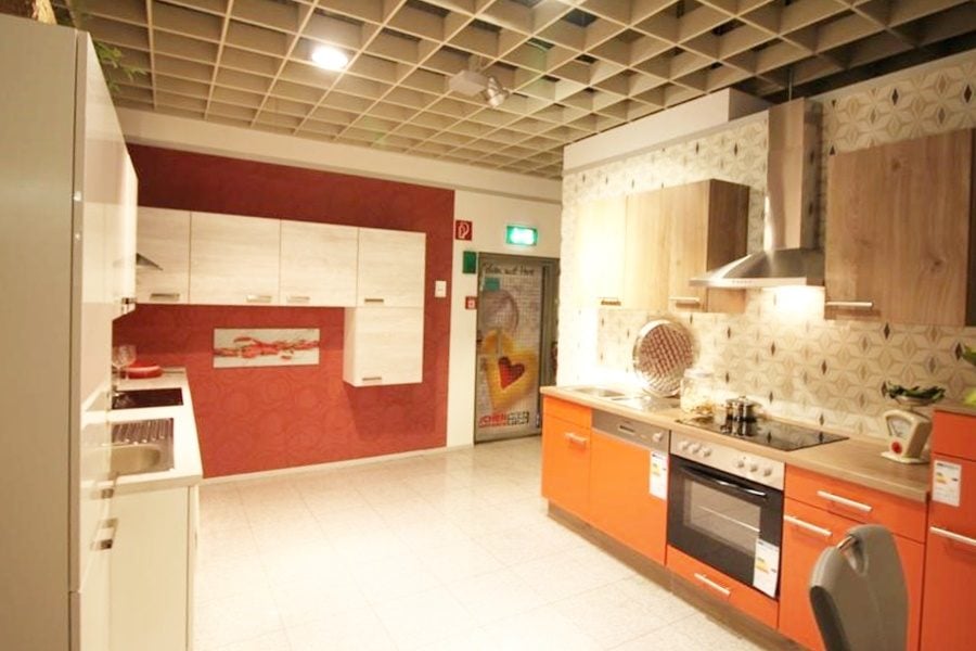 Immobilienangebot - Ratingen - Alle - Alteingesessenes Küchenstudio als attraktive Kapitalanlage