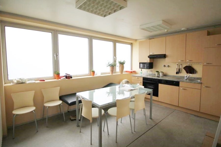 Immobilienangebot - Ratingen - Alle - Alteingesessenes Küchenstudio als attraktive Kapitalanlage