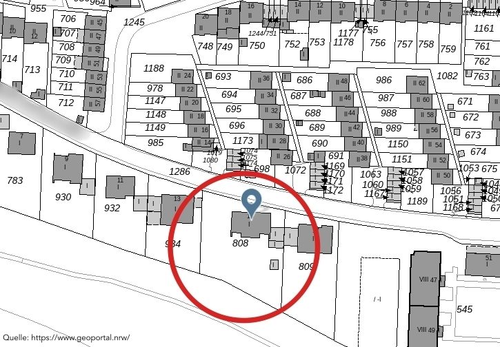 Immobilienangebot - Düsseldorf - Alle - Urdenbacher Altrhein: Dreifamilienhaus mit ca. 270 m² Wohnfläche auf ca. 1.404 m² großem Grundstück