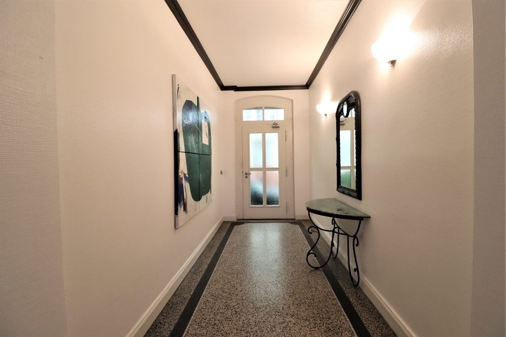 Immobilienangebot - Düsseldorf / Gerresheim - Alle - Gerresheim: zwei gepflegte Dreifamilienhäuser im Paket mit insgesamt 6 Wohneinheiten in guter Lage