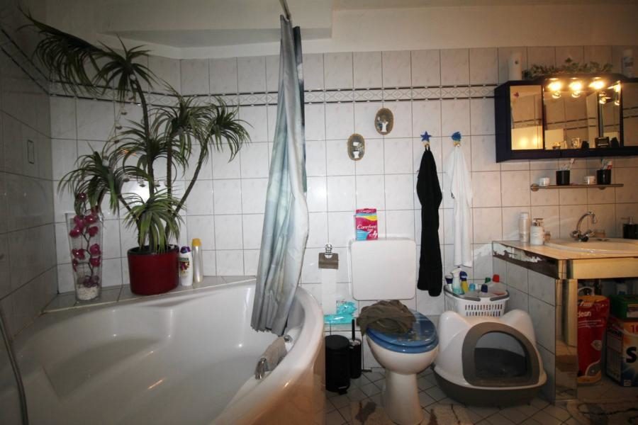 Immobilienangebot - Duisburg - Alle - Attraktive Rendite: Wohn- und Geschäftshaus in unmittelbarer Uni-Nähe