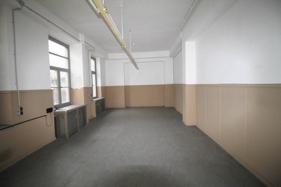Immobilienangebot - Duisburg - Alle - Attraktive Rendite: Wohn- und Geschäftshaus in unmittelbarer Uni-Nähe