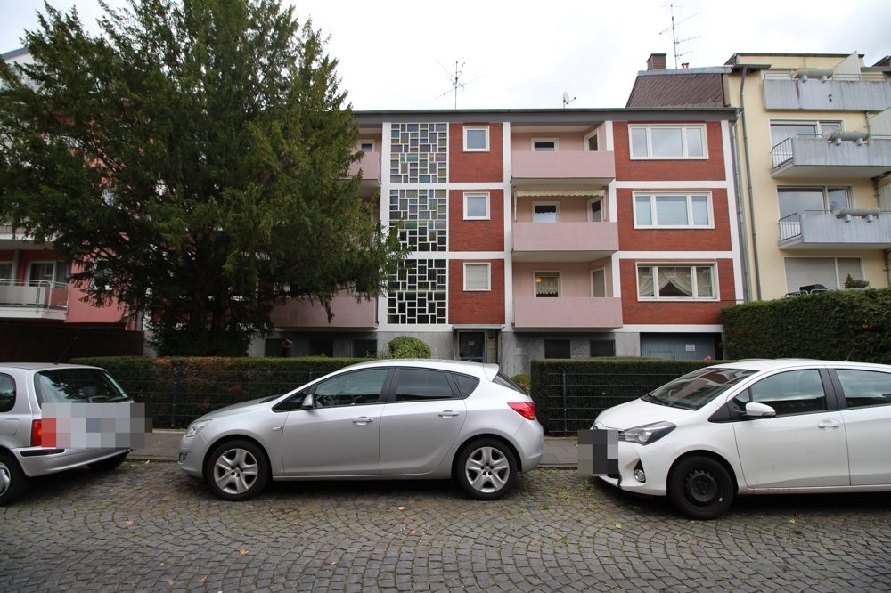 Immobilienangebot - Köln - Alle - Sülz: Mehrfamilienhaus mit 9 Wohneinheiten, davon 5 vermietet mit 6 TG- Stellplätzen