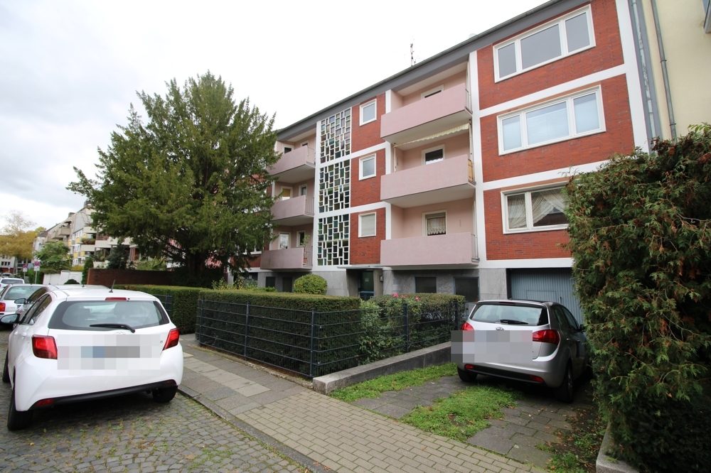 Immobilienangebot - Köln - Alle - Sülz: Mehrfamilienhaus mit 9 Wohneinheiten, davon 5 vermietet mit 6 TG- Stellplätzen