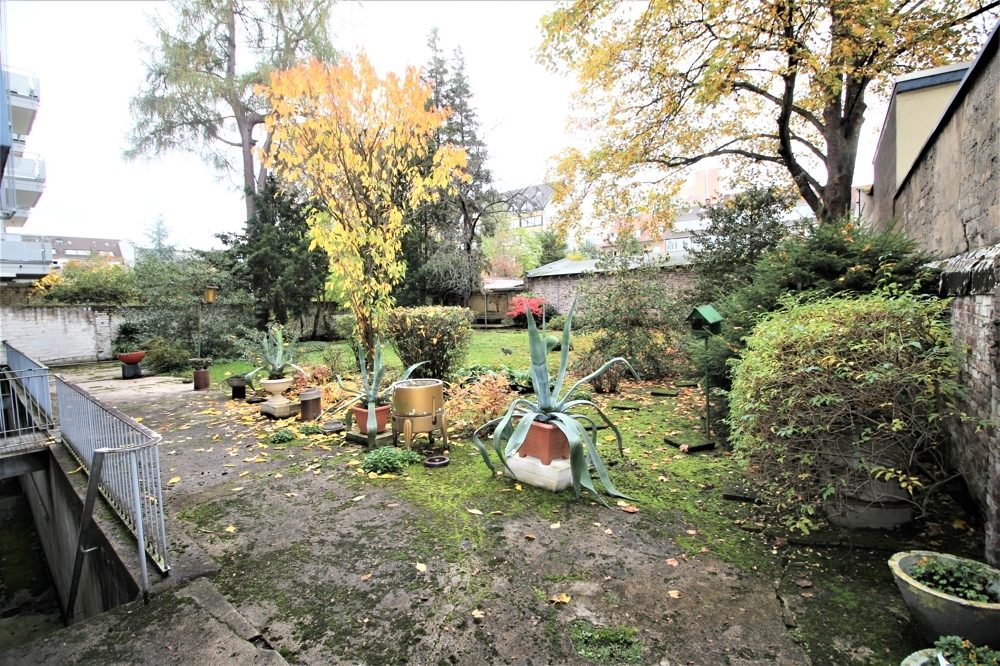 Immobilienangebot - Köln - Alle - Sülz: Mehrfamilienhaus mit 9 Wohneinheiten, davon 5 vermietet mit 6 TG- Stellplätzen