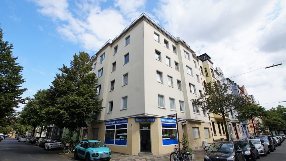 Immobilienangebot - Düsseldorf - Alle - Fürstenplatz: attraktives Mehrfamilienhaus mit einem Gewerbe und 16 Wohneinheiten in guter Lage