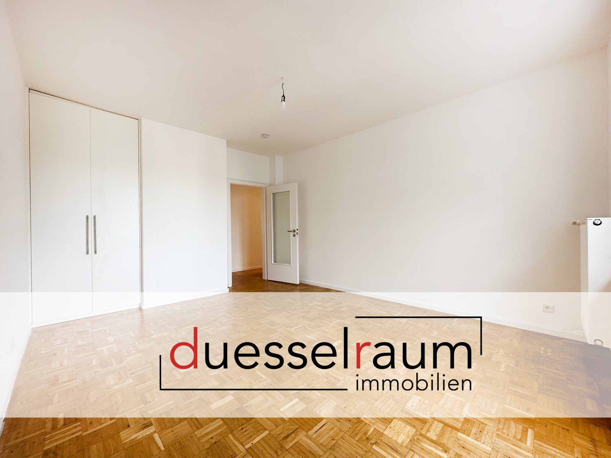 Immobilienangebot - Düsseldorf - Alle - Friedrichstadt: Renovierter Wohntraum mit neuer Einbauküche, Balkon und einem schönen Parkettboden!