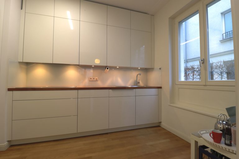 Immobilienangebot - Düsseldorf - Alle - Heinrich-Heine-Gärten: exklusive 5-Zimmer mit TG-Stellplatz, Terrasse, Garten & Balkon in Top-Lage!