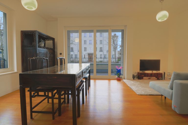 Immobilienangebot - Düsseldorf - Alle - Heinrich-Heine-Gärten: exklusive 5-Zimmer mit TG-Stellplatz, Terrasse, Garten & Balkon in Top-Lage!