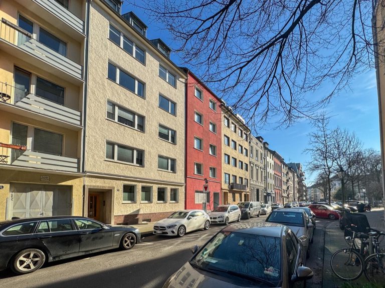 Immobilienangebot - Düsseldorf / Unterbilk - Alle - Unterbilk: Ein kleines Juwel mitten in der Stadt, trotzdem sehr ruhig gelegen!
