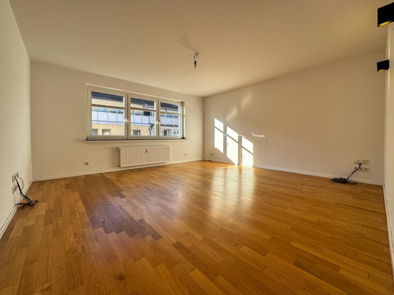 Immobilienangebot - Düsseldorf / Unterbilk - Alle - Unterbilk: Ein kleines Juwel mitten in der Stadt, trotzdem sehr ruhig gelegen!