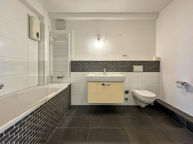 Immobilienangebot - Düsseldorf / Unterbilk - Alle - Unterbilk: Ein kleines Juwel mitten in der Stadt, trotzdem sehr ruhig gelegen!
