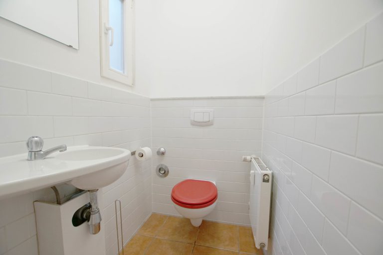 Immobilienangebot - Düsseldorf / Altstadt - Alle - Altstadt: ca. 89 m² moderne Arbeitswelt im historischen Ambiente – helles Büro mit Terrasse