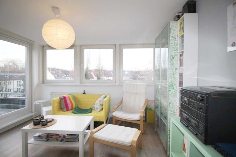 Immobilienangebot - Düsseldorf - Alle - Oberbilk: vermietete und individuell geschnittene 2,5 Zimmerwohnung mit Dachterrasse!