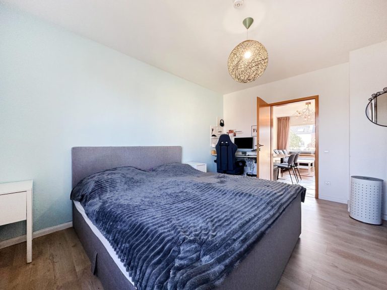 Immobilienangebot - Duisburg - Alle - Duisburg-Buchholz: Kaufen, einziehen & wohlfühlen - Toll geschnittene Wohnung mit Küche & Balkon!