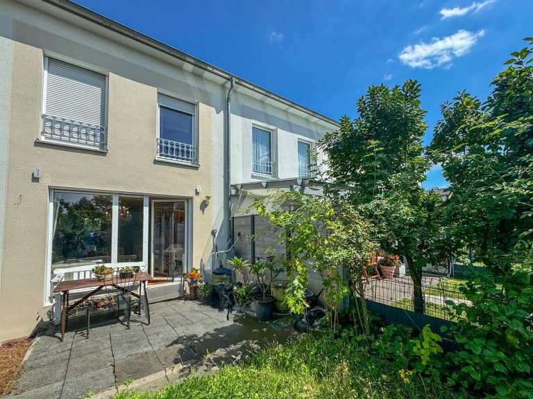 Immobilienangebot - Neuss / Allerheiligen - Alle - Neuss Allerheiligen: Modernes Reihenhaus in ruhiger Umgebung.