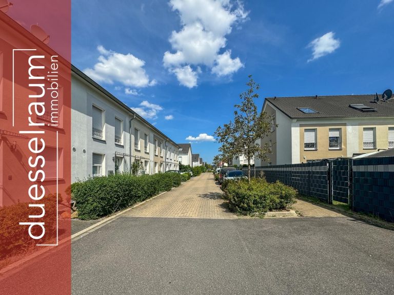 Immobilienangebot - Neuss / Allerheiligen - Alle - Neuss Allerheiligen: Modernes Reihenhaus in ruhiger Umgebung.