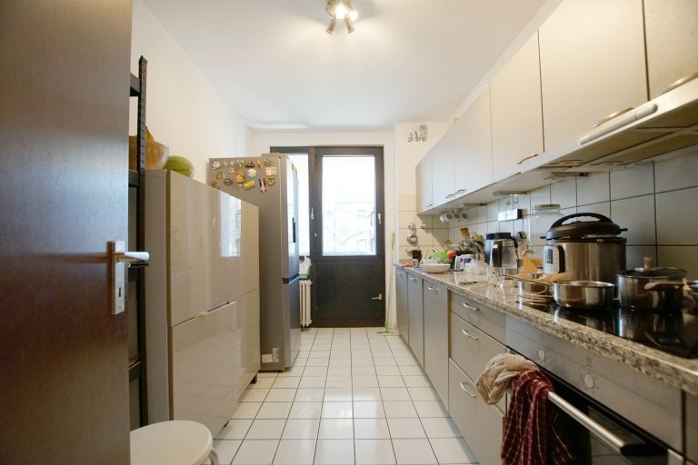 Immobilienangebot - Düsseldorf - Alle - Mörsenbroich: vermietete 3-Zimmerwohnung mit Süd-West Balkon in ruhiger Lage