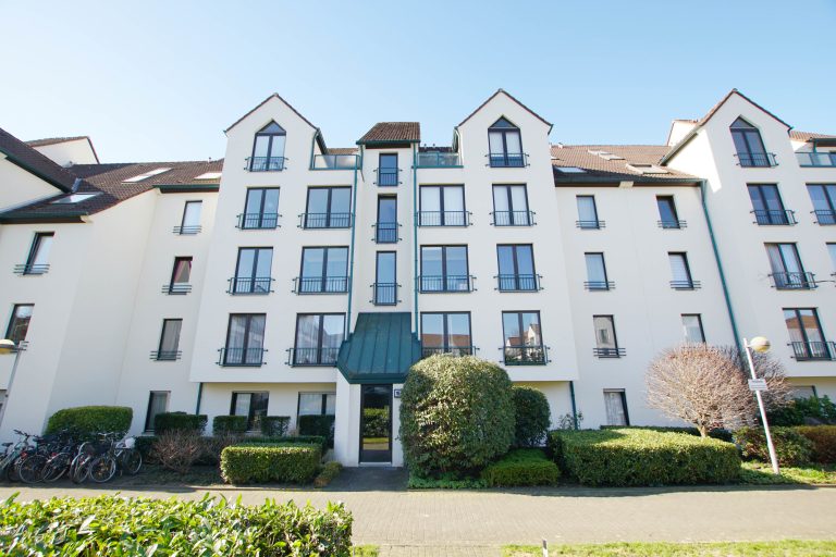 Immobilienangebot - Düsseldorf - Alle - Mörsenbroich: vermietete 3-Zimmerwohnung mit Süd-West Balkon in ruhiger Lage