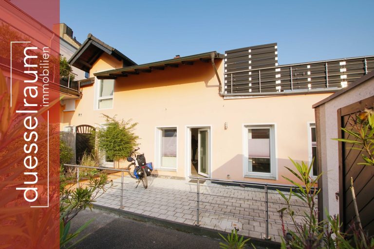 Immobilienangebot - Düsseldorf / Hamm - Alle - Hamm: gepflegte 2-Zimmerwohnung im EG eines Anbaus mit großer Sonnenterrasse, nähe Medienhafen