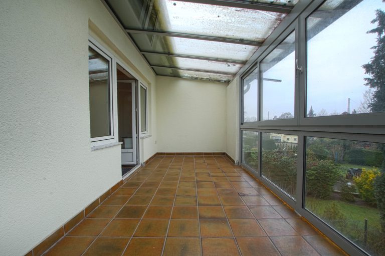 Immobilienangebot - Düsseldorf - Alle - Zweifamilienhaus mit viel Potenzial: Sanierungsobjekt, Garten und Stellplätze in gefragter Lage!