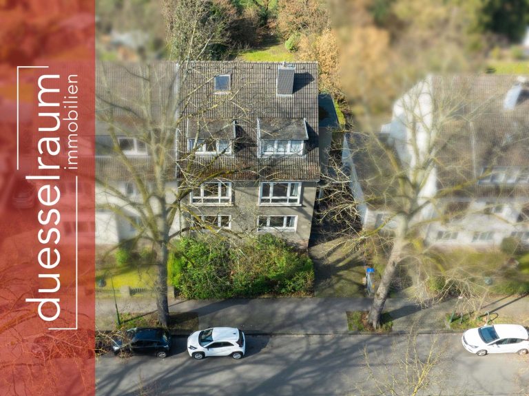 Immobilienangebot - Düsseldorf - Alle - Zweifamilienhaus mit viel Potenzial: Sanierungsobjekt, Garten und Stellplätze in gefragter Lage!