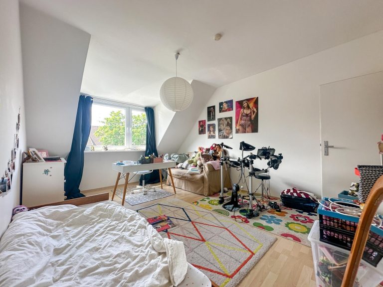 Immobilienangebot - Düsseldorf - Alle - Zoo: Jugendstilhaus - Traumhafter Ausblick gepaart mit effektiver Aufteilung im charmantem Haus!