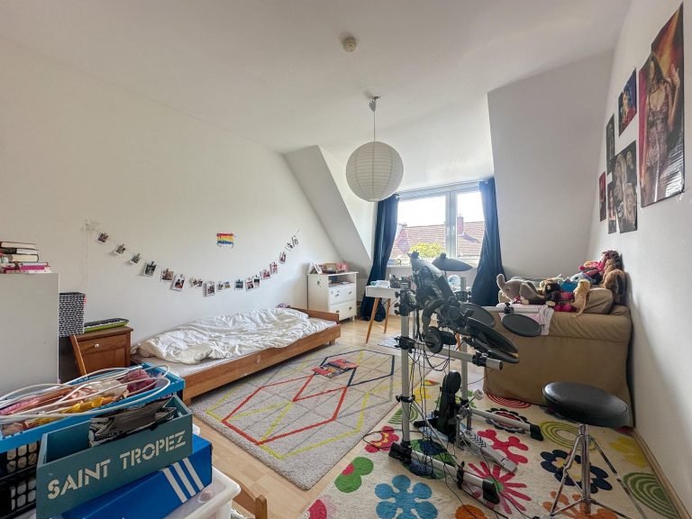 Immobilienangebot - Düsseldorf - Alle - Zoo: Jugendstilhaus - Traumhafter Ausblick gepaart mit effektiver Aufteilung im charmantem Haus!