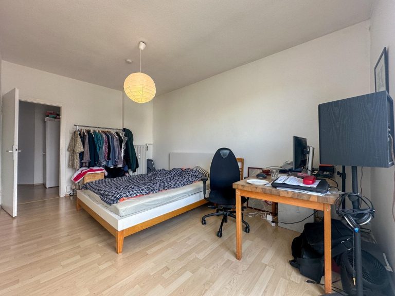 Immobilienangebot - Düsseldorf - Alle - Zoo: Jugendstilhaus - Traumhafter Ausblick gepaart mit effektiver Aufteilung im charmantem Haus!
