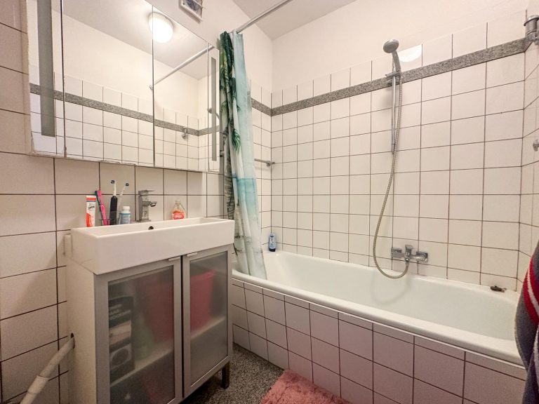 Immobilienangebot - Düsseldorf - Alle - Zoo: Jugendstilhaus - Traumhafter Ausblick gepaart mit effektiver Aufteilung im charmantem Haus!