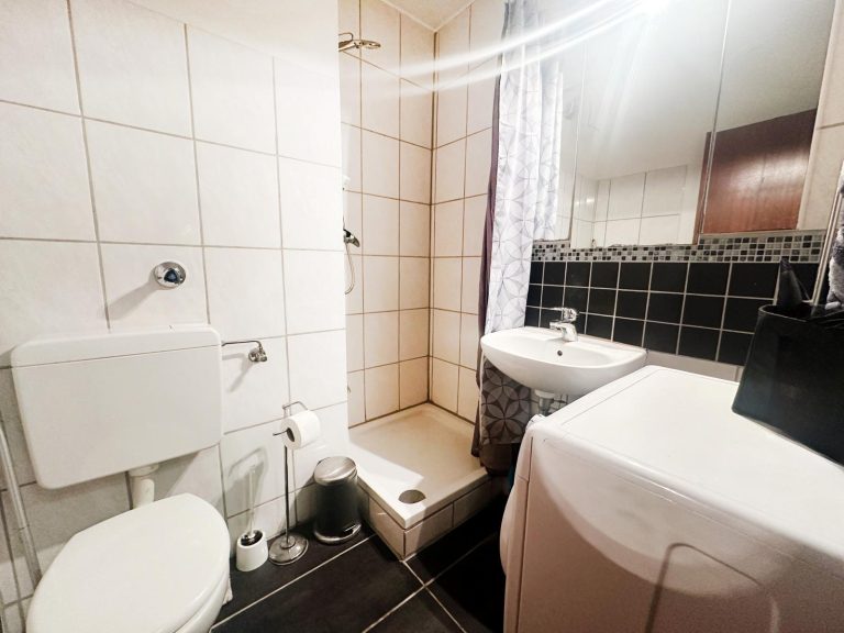 Immobilienangebot - Düsseldorf - Alle - Hassels: Tolles Apartment als Kapitalanlage - Balkon & TG-Stellplatz inklusive - Paketkauf möglich!