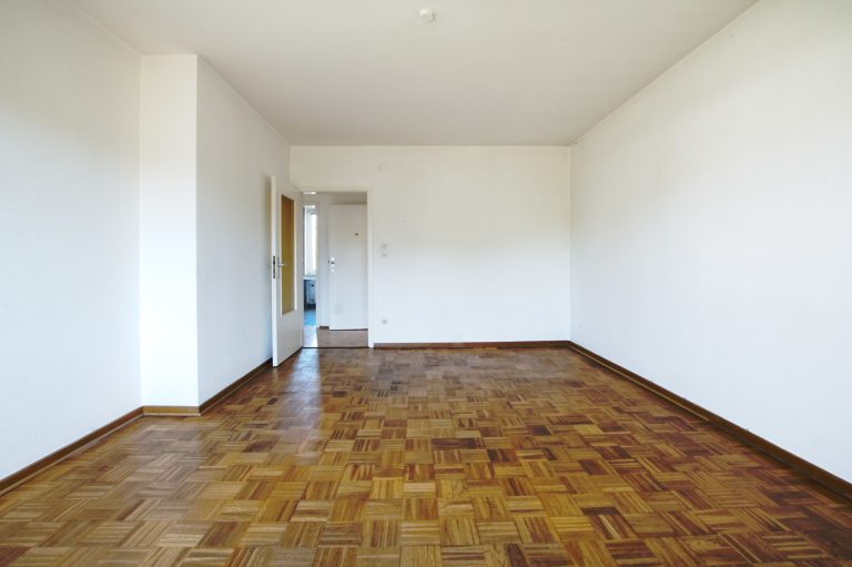 Immobilienangebot - Düsseldorf - Alle - Wersten: sanierungsbedürftiges Zweifamilienhaus mit Terrasse, Garten und Balkon in ruhiger Lage!