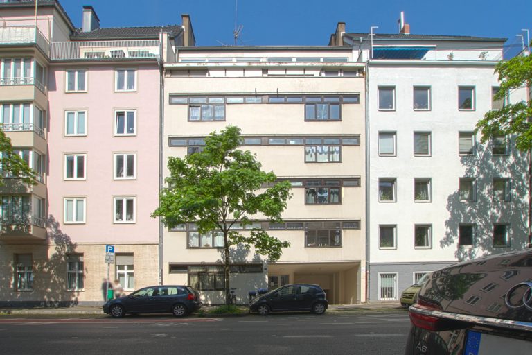 Immobilienangebot - Düsseldorf / Pempelfort - Alle - Pempelfort: einzigartige Galeriewohnung auf 3 Ebenen mit Aufzug & TG-Stellplatz in beliebter Lage