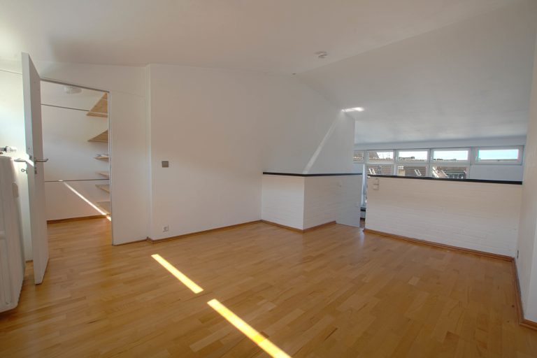Immobilienangebot - Düsseldorf / Pempelfort - Alle - Pempelfort: einzigartige Galeriewohnung auf 3 Ebenen mit Aufzug & TG-Stellplatz in beliebter Lage