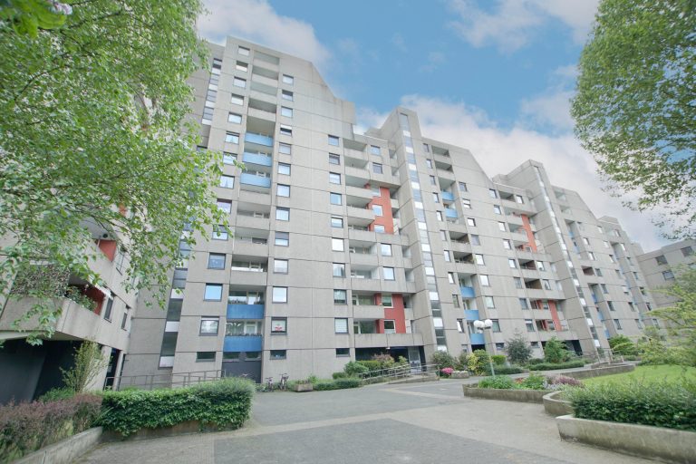 Immobilienangebot - Ratingen - Alle - Ratingen: helle 2-Zimmerwohnung mit Süd-Balkon und Garagenstellplatz