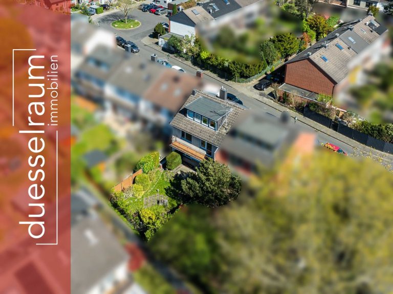 Immobilienangebot - Düsseldorf - Alle - Sanierungsobjekt in Wersten mit viel Potenzial: 2-Familienhaus mit Garten & Balkon in ruhiger Gegend