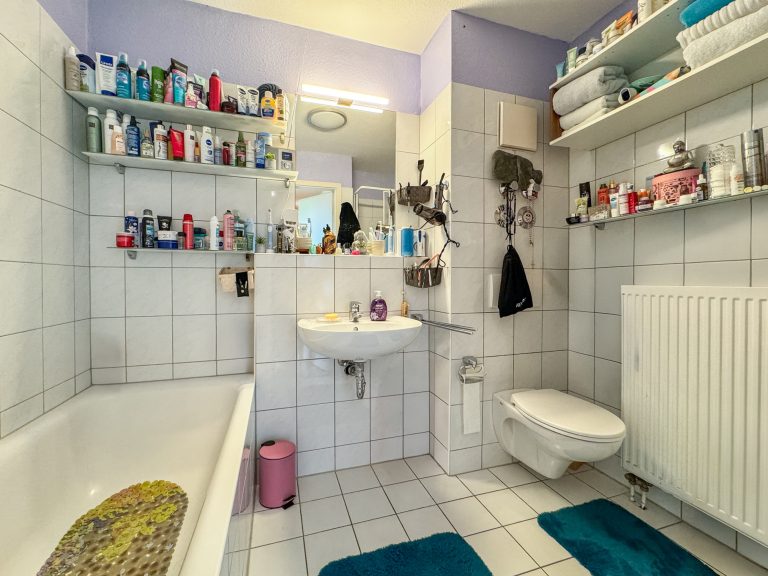 Immobilienangebot - Ratingen - Alle - Ratingen Mitte: Zentral gelegene 3-Zimmer-Wohnung für Kapitalanleger