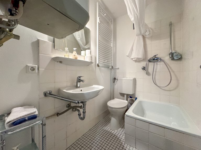 Immobilienangebot - Düsseldorf / Unterbilk - Alle - Unterbilk: Stadtleben trifft Wohnkomfort - Stilvolle Wohnung mit Balkon & Extra-Raum
