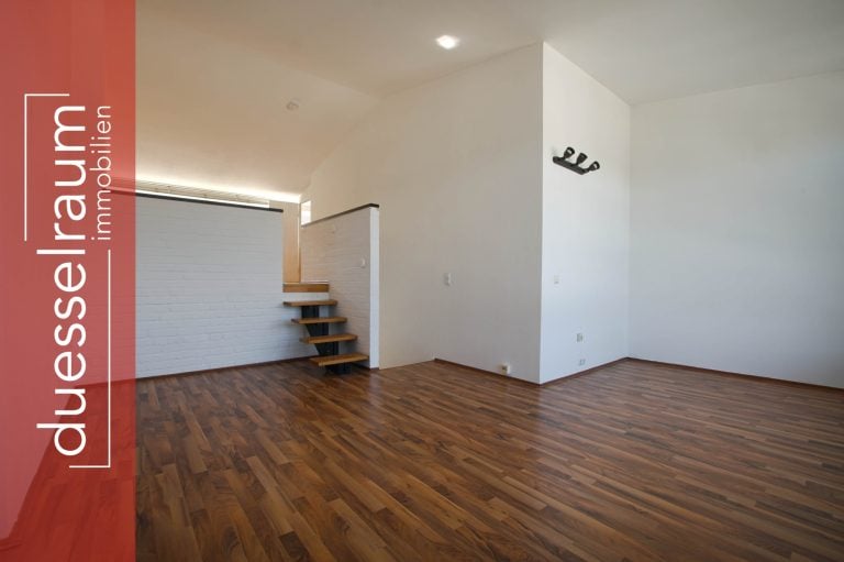 Immobilienangebot - Düsseldorf / Pempelfort - Alle - Pempelfort: einzigartige Galeriewohnung auf 3 Ebenen mit Aufzug & TG-Stellplatz in beliebter Lage