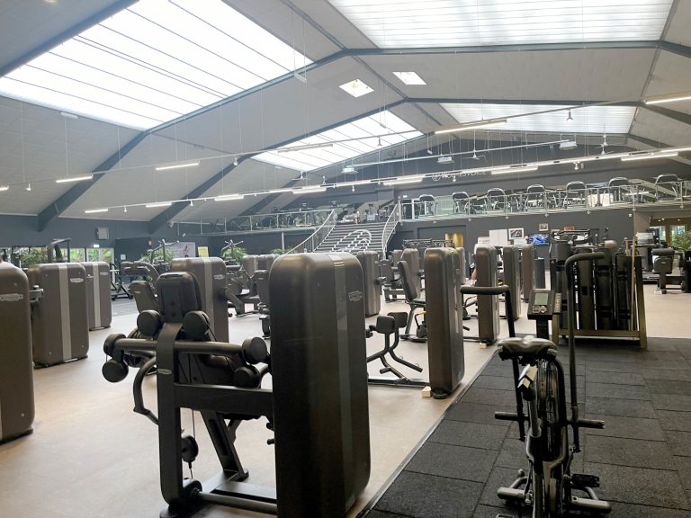 Immobilienangebot - Düsseldorf / Lörick - Alle - Lörick: langfristig vermietetes Fitnessstudio in guter Lage