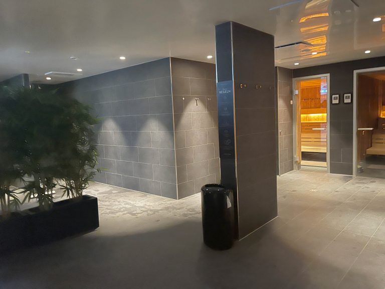 Immobilienangebot - Düsseldorf / Lörick - Alle - Lörick: langfristig vermietetes Fitnessstudio in guter Lage