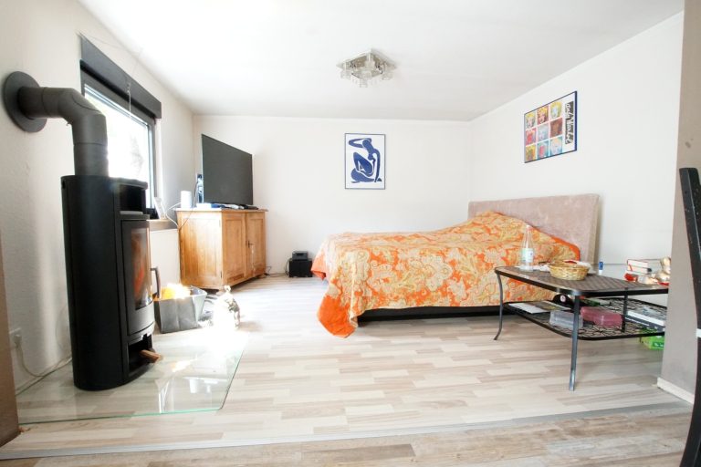 Immobilienangebot - Düsseldorf - Alle - Vogelsiedlung Unterrath: Top Lage mit Gestaltungsfreiheit – Sanierung, Neubau oder Invest!