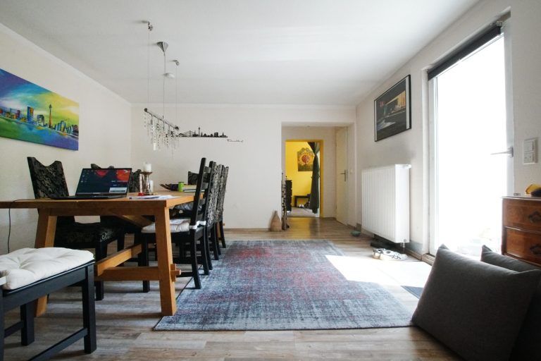 Immobilienangebot - Düsseldorf - Alle - Vogelsiedlung Unterrath: Top Lage mit Gestaltungsfreiheit – Sanierung, Neubau oder Invest!