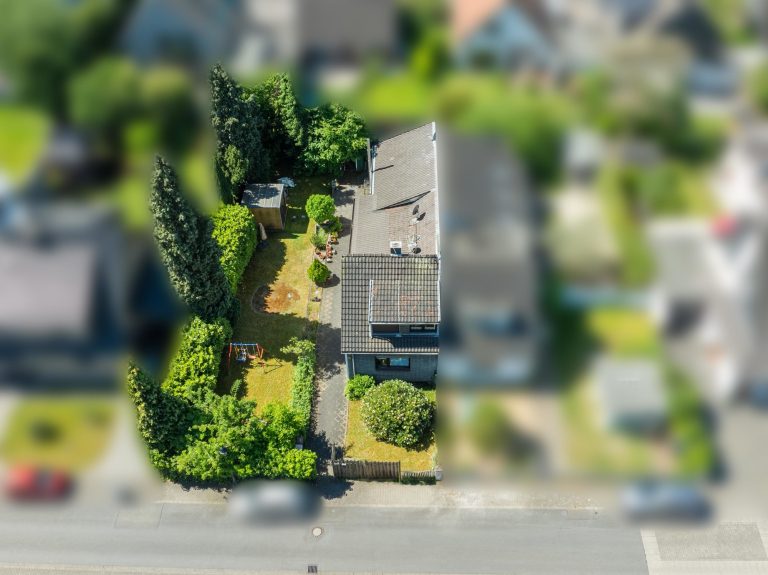 Immobilienangebot - Düsseldorf - Alle - Vogelsiedlung Unterrath: Top Lage mit Gestaltungsfreiheit – Sanierung, Neubau oder Invest!
