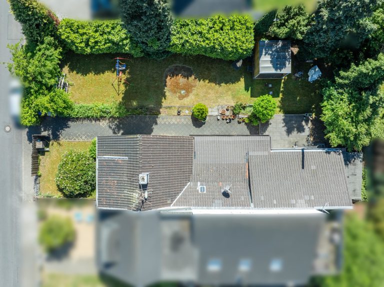 Immobilienangebot - Düsseldorf - Alle - Vogelsiedlung Unterrath: Top Lage mit Gestaltungsfreiheit – Sanierung, Neubau oder Invest!