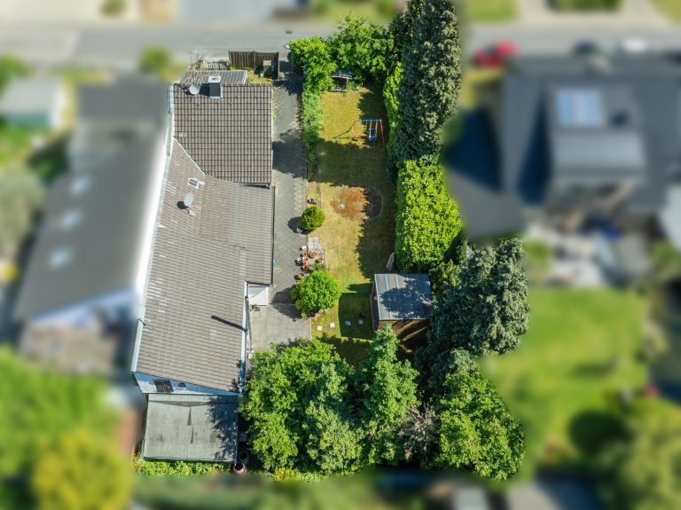 Immobilienangebot - Düsseldorf - Alle - Vogelsiedlung Unterrath: Top Lage mit Gestaltungsfreiheit – Sanierung, Neubau oder Invest!
