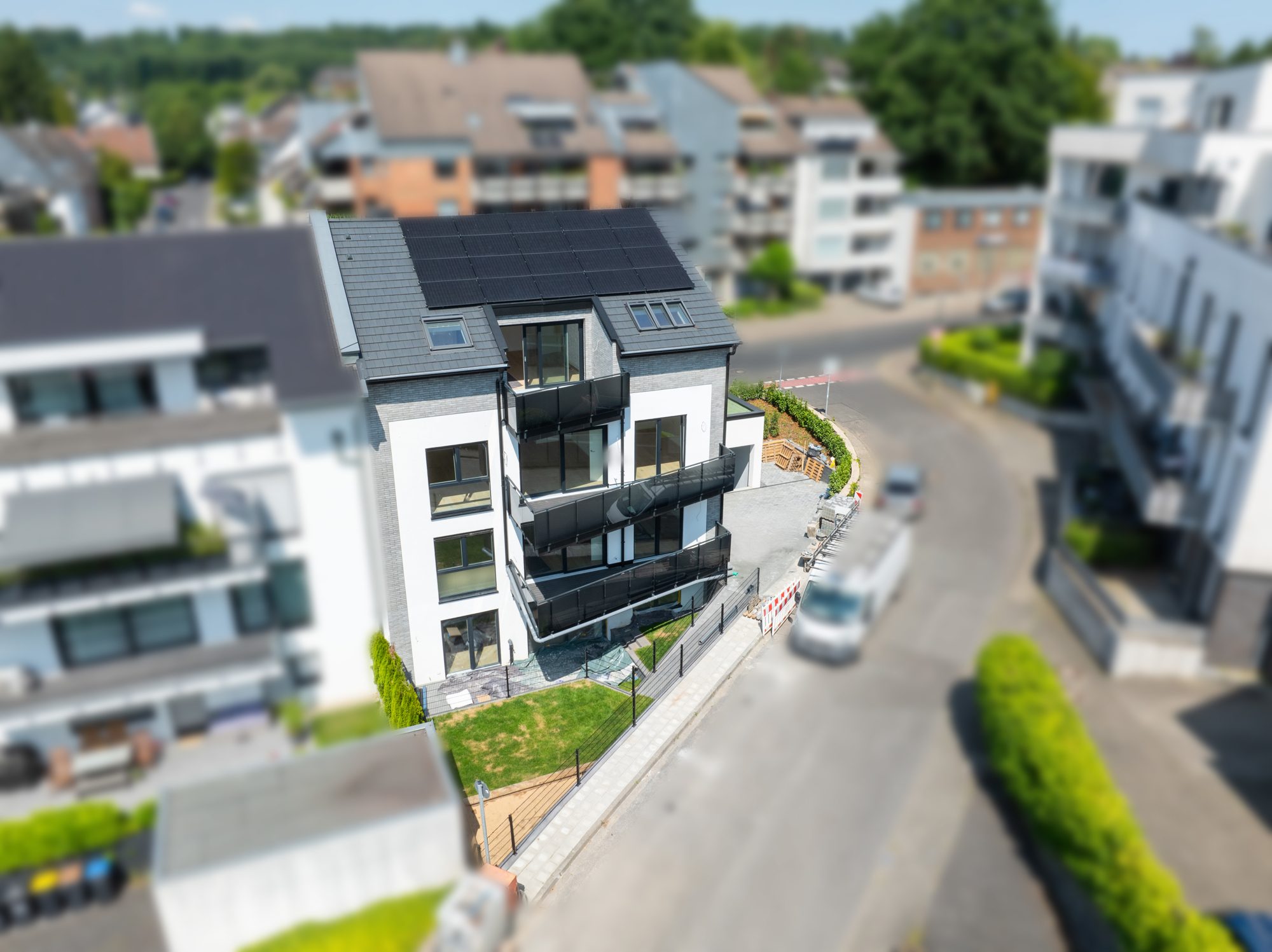Immobilienangebot - Düsseldorf - Alle - Düsseldorf-Unterbach: Exklusive 4-Zimmer-Neubauwohnung mit Südwestbalkon!