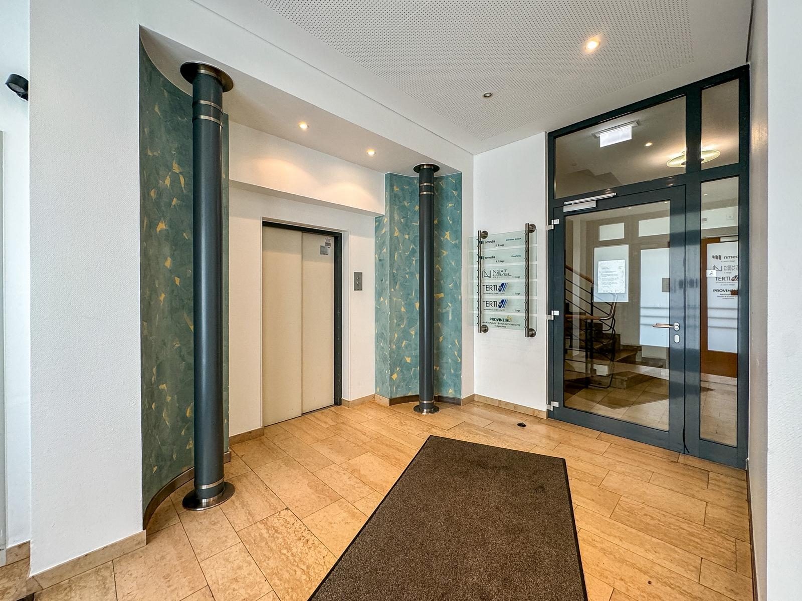 Immobilienangebot - Düsseldorf - Alle - Friedrichstadt: Büro-/Praxisfläche auf ca. 225 m² in hervorragender Lage!