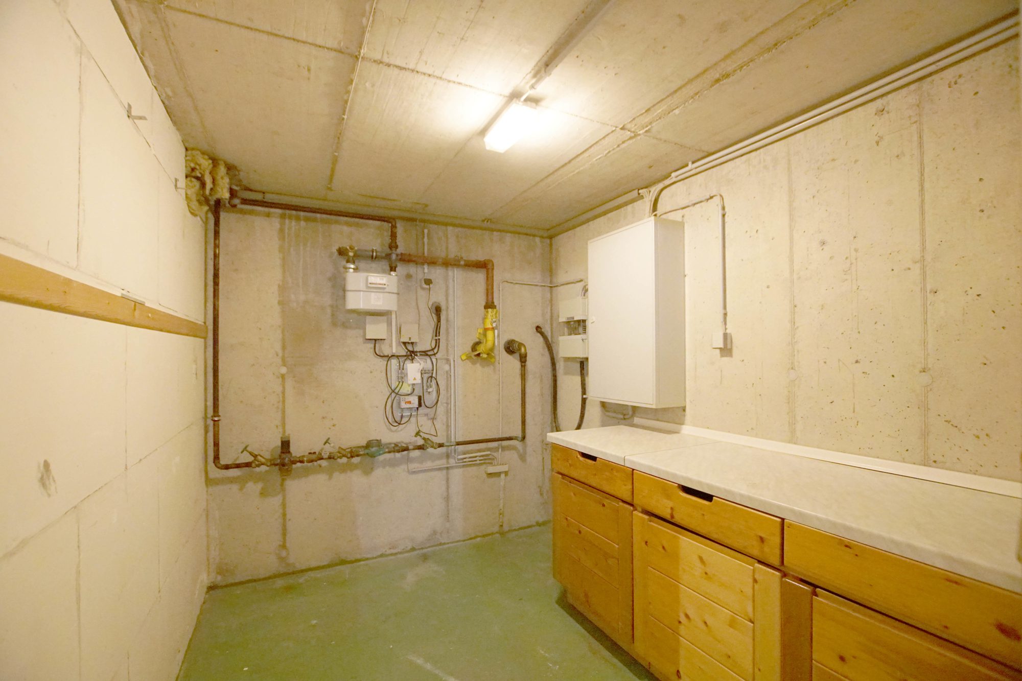 Immobilienangebot - Düsseldorf - Alle - Düsseldorf-Lichtenbroich: gepflegtes Reihenmittelhaus mit Garten und Garage in ruhiger Lage